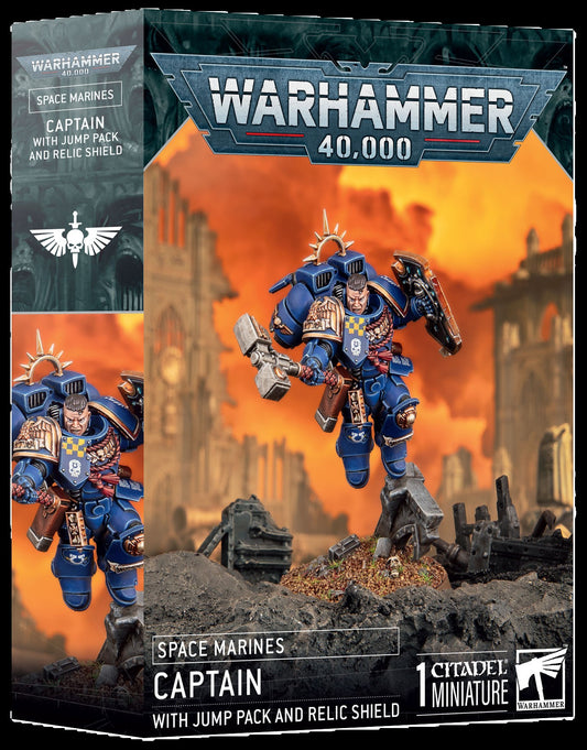Warhammer 40,000 Space Marines Captain figure packaging with fiery background